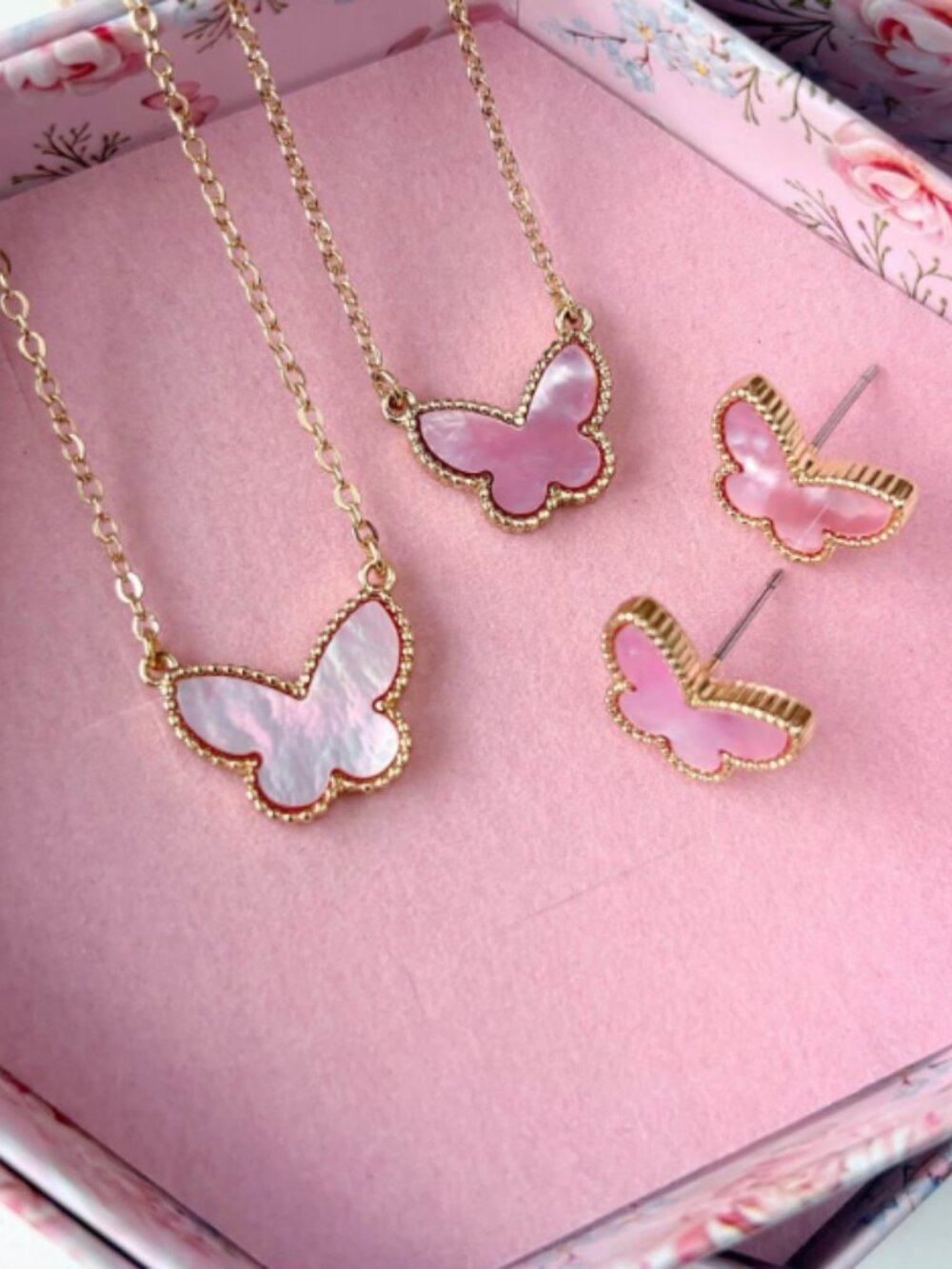 Park Lane Rosabelle Necklace Bracelet Earring Set in a Beautiful Box - Picture 3 of 9
